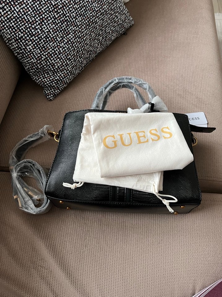 Siyah Deri Guess Kadın Çanta - Görsel 4