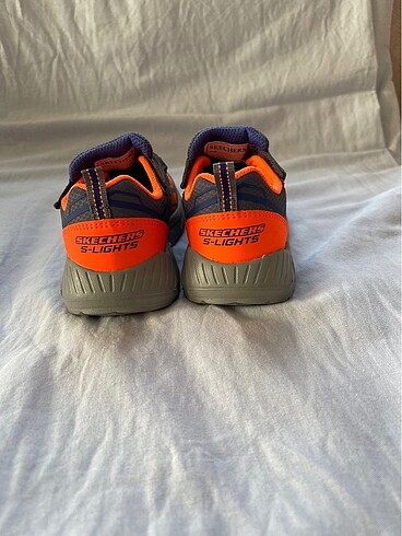 26 Beden turuncu Renk Skechers spor ayakkabı