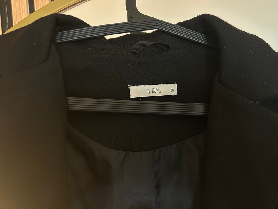 Düğmeli Siyah Midi Kadın Blazer Ceket - Görsel 3