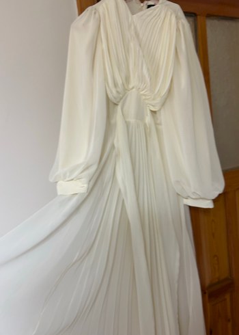 Beyaz Uzun Dökümlü Bohem Elbise - Görsel 3