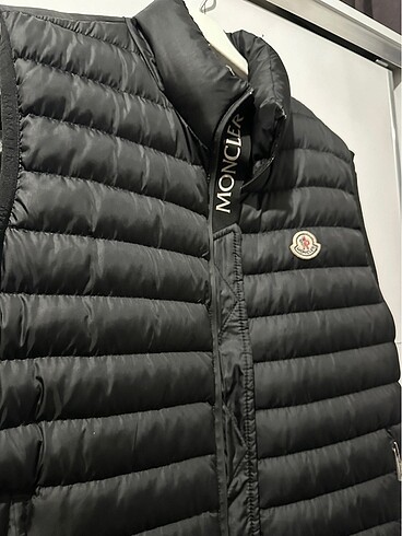 Moncler yelek