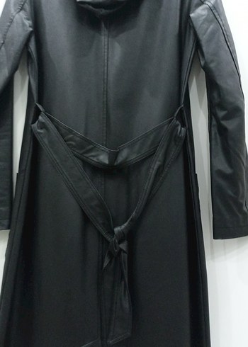 Düğmeli Siyah Deri Kadın Yağmurluk - Görsel 4