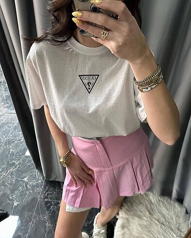 GUESS CROP