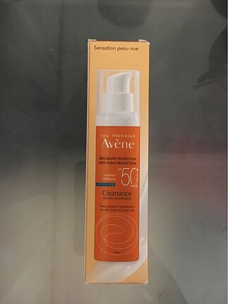 Avene cleanance güneş kremi spf 50