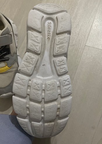 36 Beden Erkek Çocuk Gri Sarı Spor Ayakkabı