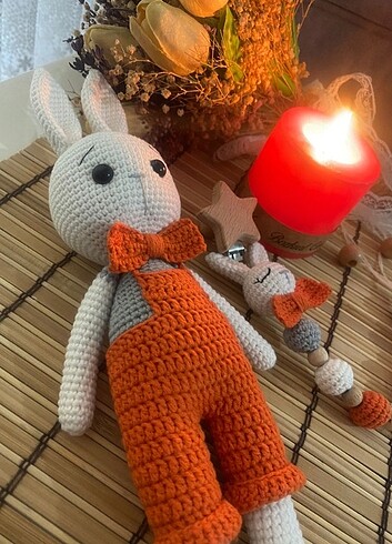 Amigurumi oyuncak ve emzik zinciri 