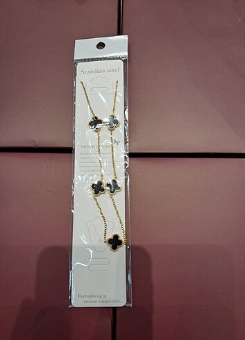 Van Cleef Kolye 