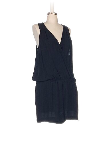 BCBG Maxazria BCBG Maxazria Kısa Tulum %70 İndirimli.