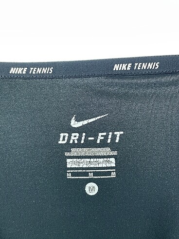 m Beden siyah Renk Nike T-shirt %70 İndirimli.