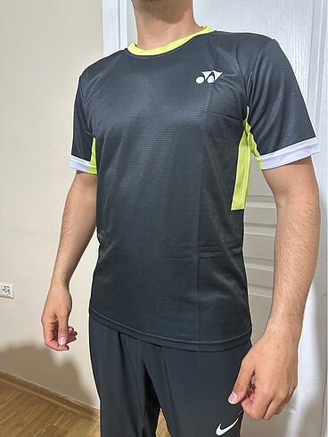 Yonex tişört