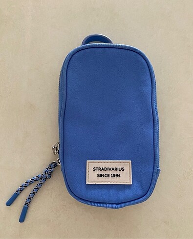 Stradivarius telefon çantası
