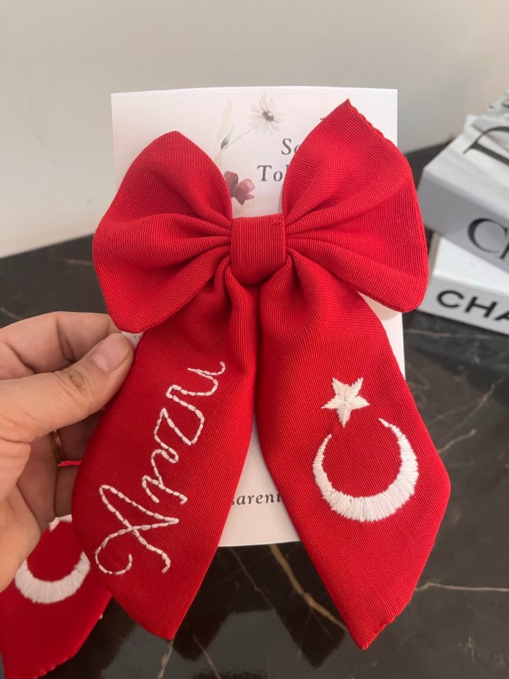 Nakışlı Kırmızı Fiyonk Saç Tokası - Görsel 5