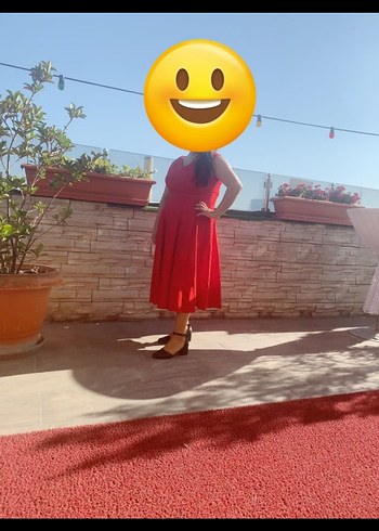 Kırmızı Midi Drapeli V Yaka Elbise