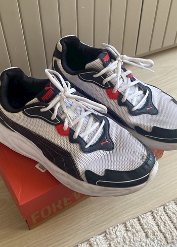 Beyaz Puma Bağcıklı Spor Sneaker
