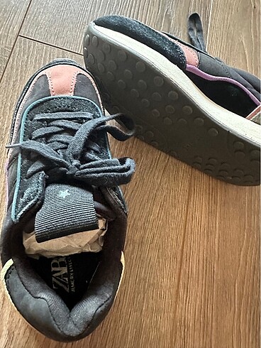 Zara Kız spor ayakkabısı