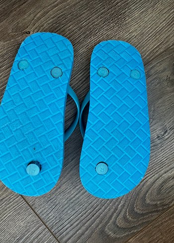 Kız Çocuk Mavi Baskılı Kayışlı Terlik - Görsel 3