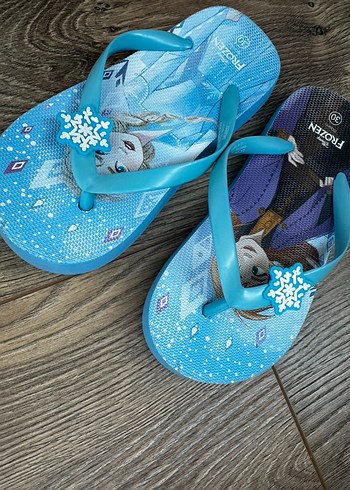 Kız Çocuk Mavi Baskılı Kayışlı Terlik - Görsel 2