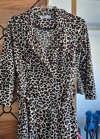 s Beden Leopar desenli elbise