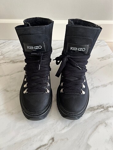 Kenzo Bot
