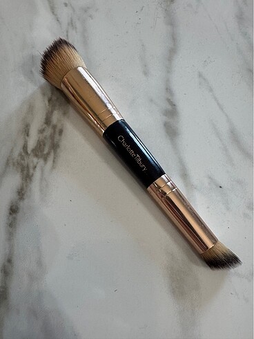 Charlotte Tilbury Fırça