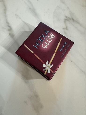 Benefit Cosmetics Benefit Hoola Glow Bronzer