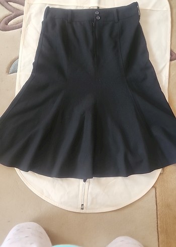 Zara Siyah Pilili Midi Etek