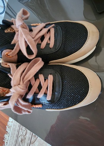 Guess Guess Pembe Dolgu Topuklu Spor Ayakkabı