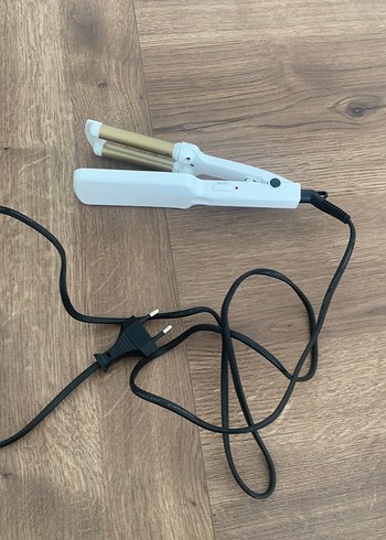 Beyaz Saç Şekillendirici Maşa - Görsel 2