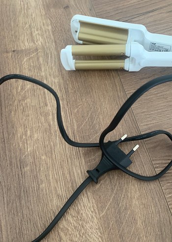 Beyaz Saç Şekillendirici Maşa - Görsel 3