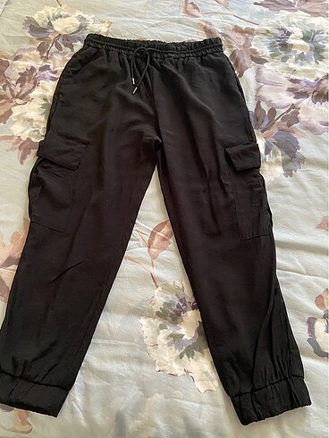 l Beden siyah Renk Zara cargo trousers