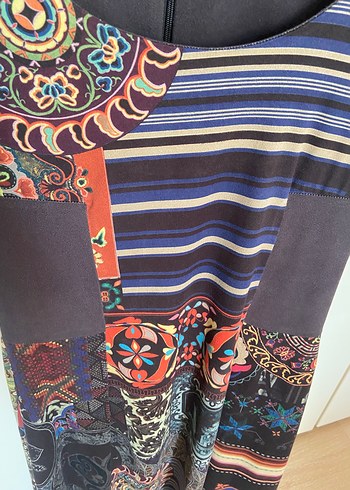 m Beden Desigual- designed dress