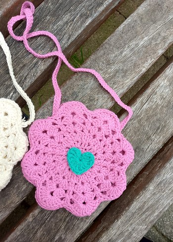 Kalpli  Dantel Kız Çantası - Görsel 3