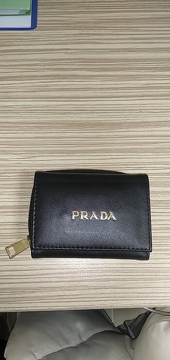 Prada cüzdan 