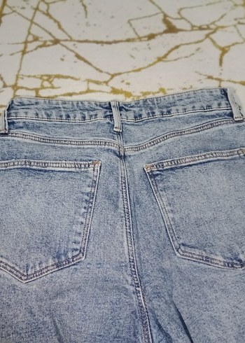 Mavi Düğmeli Batik Desenli Kadın Jean - Görsel 3