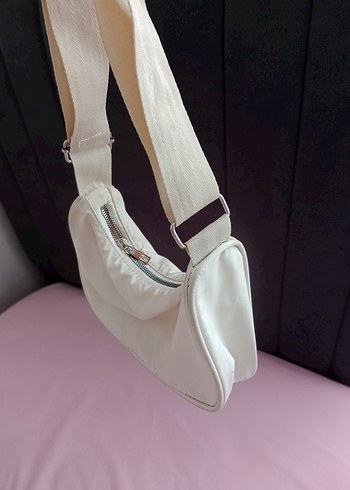 Minimalist Bej Kadın Çanta - Görsel 3