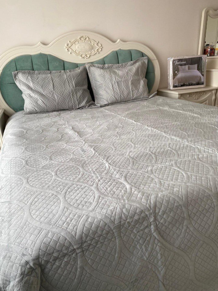 Gri Nakışlı Yatak Örtüsü Seti - Görsel 2