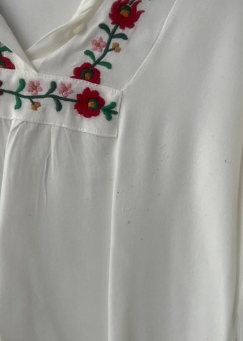 Nakışlı ve Boncuklu Beyaz Bohem Bluz - Görsel 5