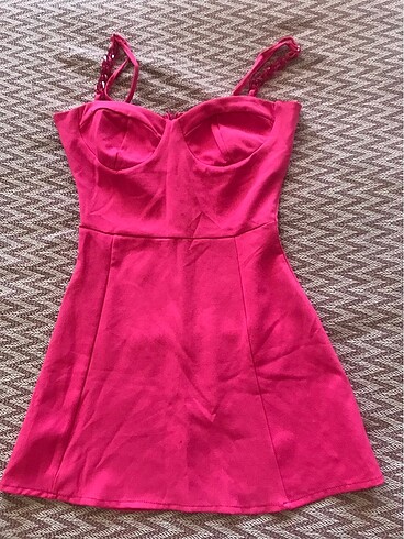 mini pembe elbise