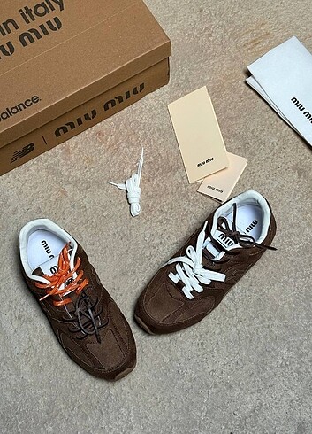 Nike NEW BALANCE MİU MİU