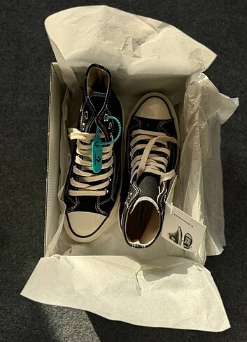 CONVERSE 