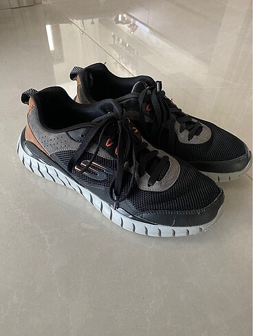 Skechers Memory Foam 41.5