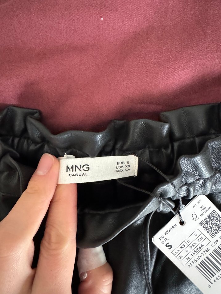 Mango etiketi üzerinde suni deri şort - Görsel 2