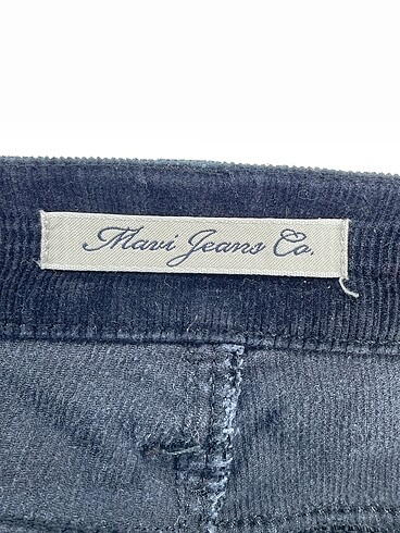 universal Beden lacivert Renk Mavi Jeans Düz Kesim %70 İndirimli.