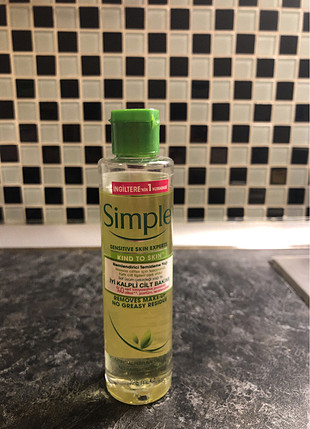 Simple makyaj temizleme yağı