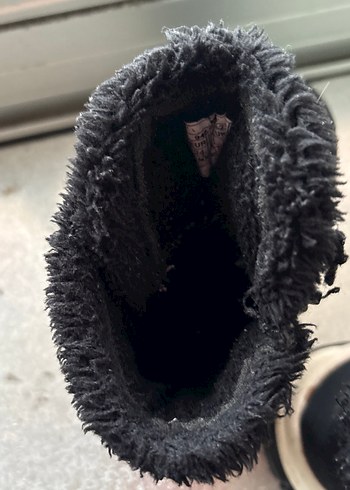 Kız Çocuk Siyah Desenli Polar Bot - Görsel 4