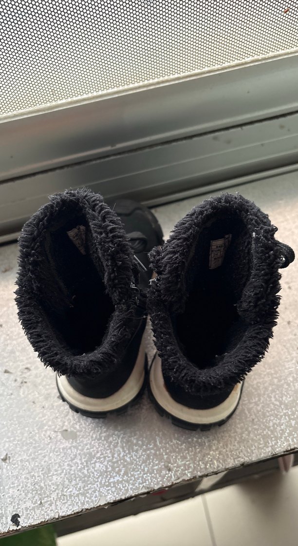 Kız Çocuk Siyah Desenli Polar Bot - Görsel 5