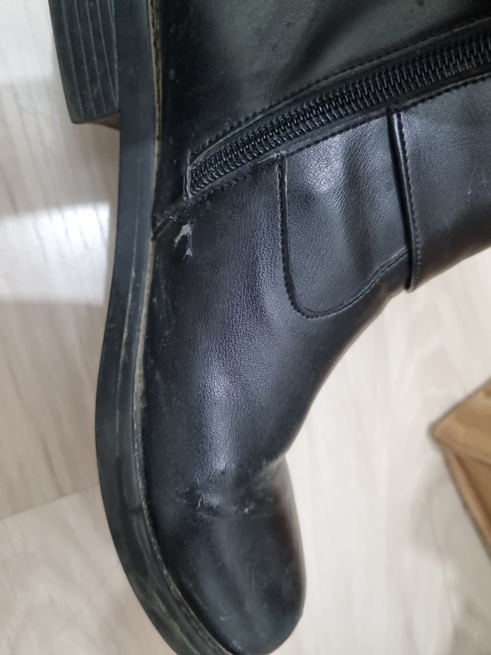 Siyah Deri Tokalı Bot, 37 numara - Görsel 3