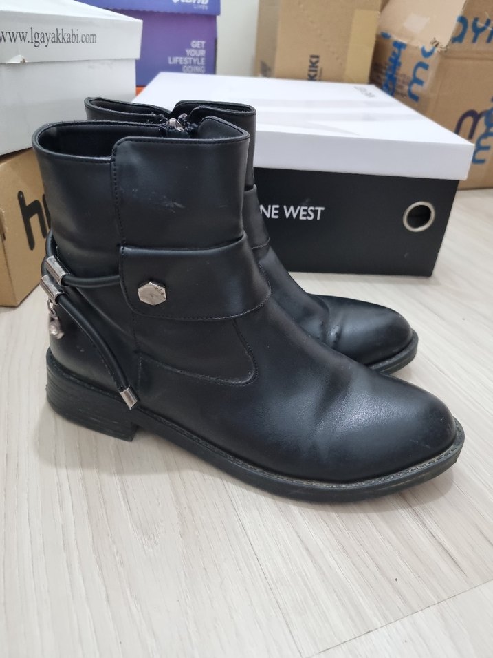 Siyah Deri Tokalı Bot, 37 numara - Görsel 5