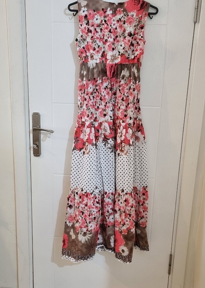 Çiçekli uzun elbise - Görsel 3