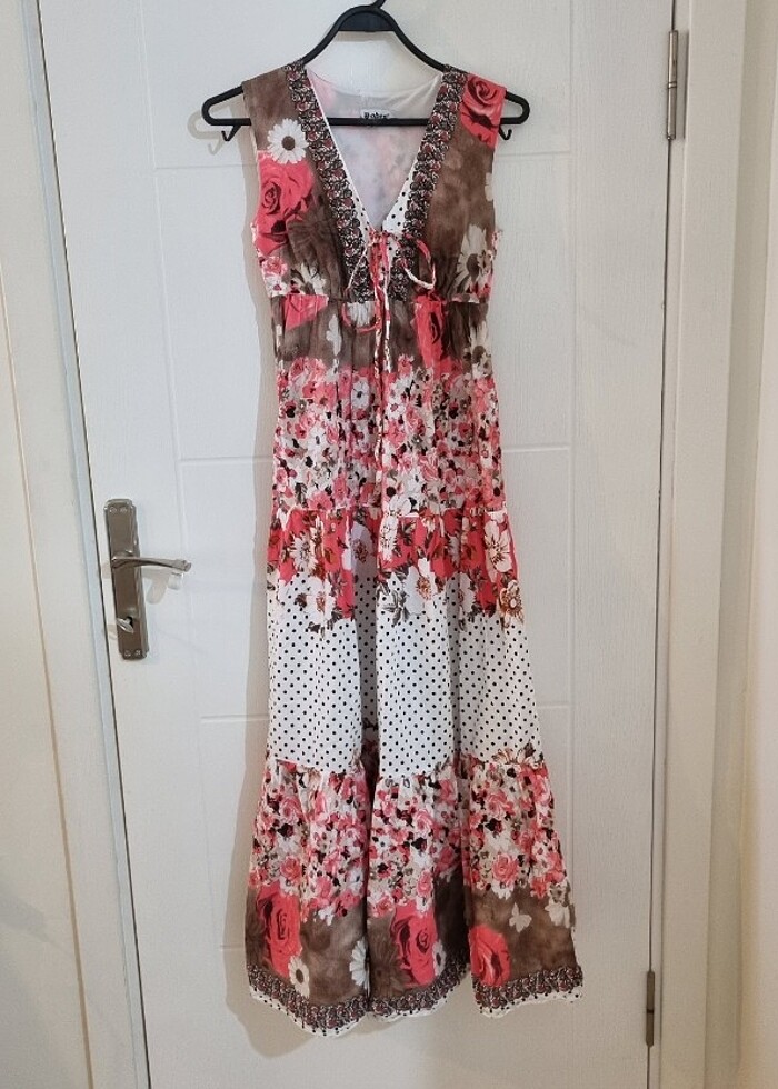 Çiçekli uzun elbise - Görsel 2